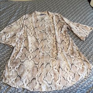 Snakeskin colored kimono